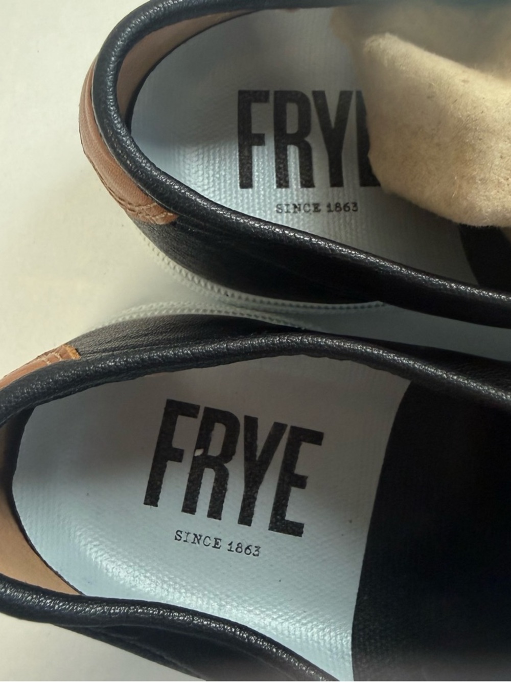 FRYE Woman's Black Leather Low-Top Sneakers - Picture 3 of 10